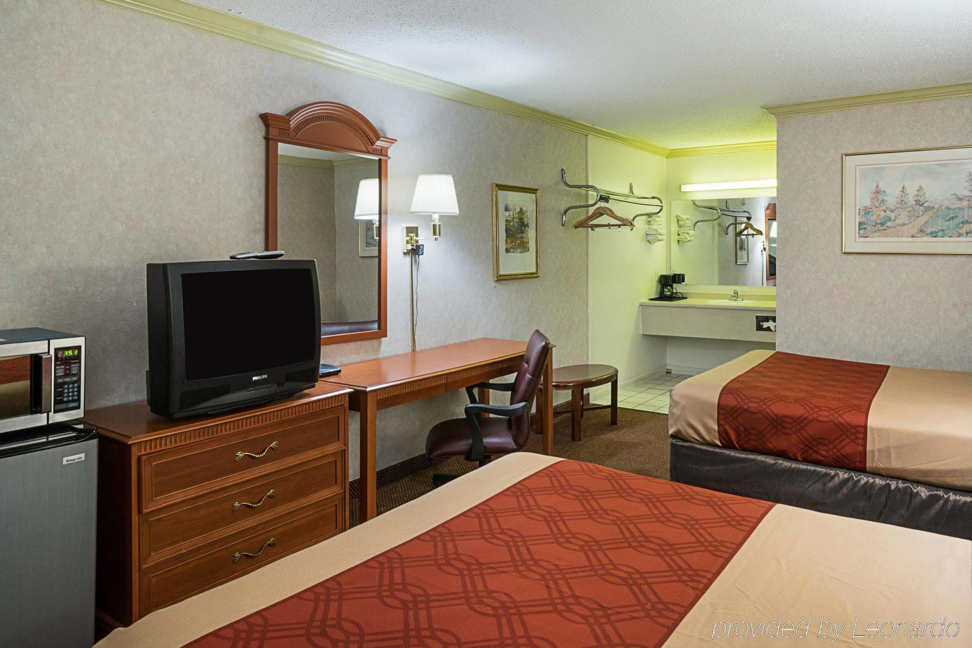 Travel Inn New Castle Airport Kültér fotó